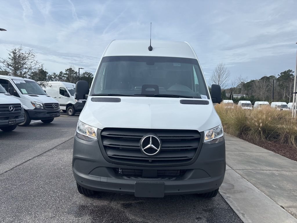 New 2026 White Mercedes-Benz Cargo 170 WB image 8
