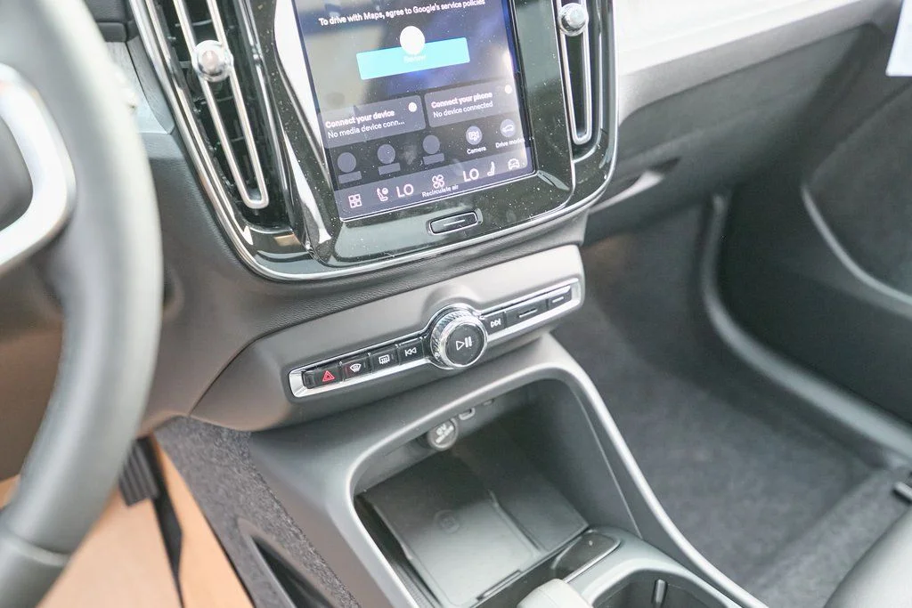2026 Volvo XC40 Core - Photo 14