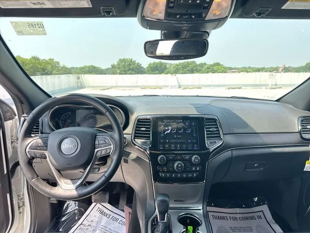 Certified Used 2019 White Jeep Overland image 21