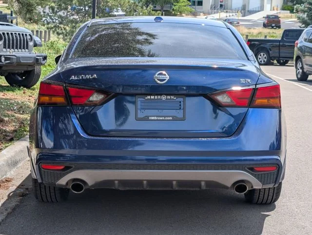 Used 2019 Deep Blue Pearl Nissan 2.5 SR image 4