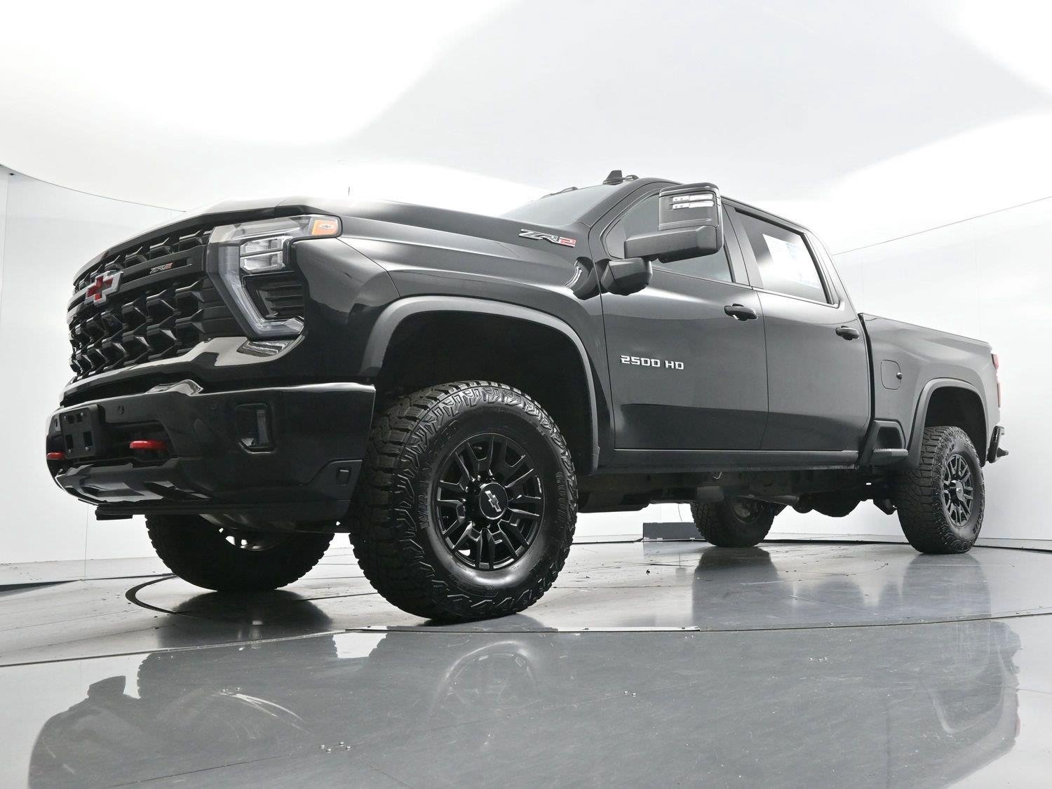 Used 2026 Black Chevrolet ZR2 image 49