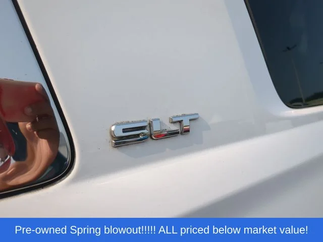 Used 2018 White GMC SLT image 11