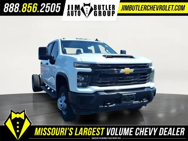 Used 2024 Summit White Chevrolet Work Truck image 5