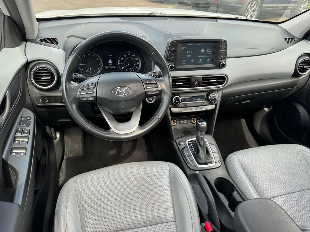 Used 2018 White Hyundai Limited image 11