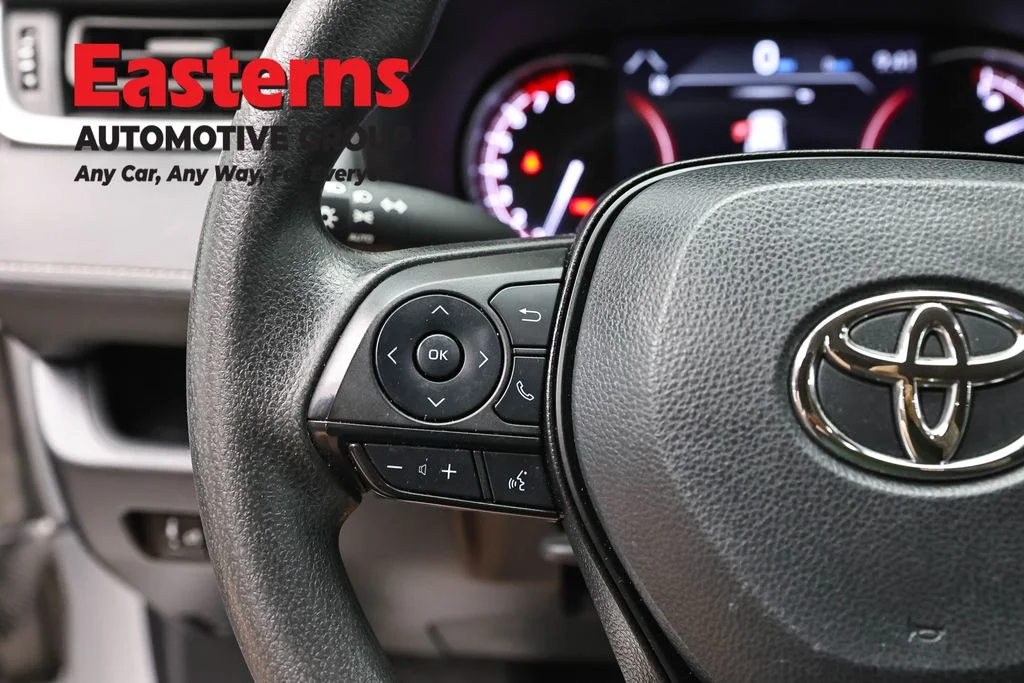 Used 2024 Silver Toyota XLE image 14