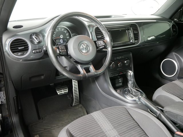 Used 2012 Deep Black Pearl Metallic Volkswagen 2.0T Turbo image 11