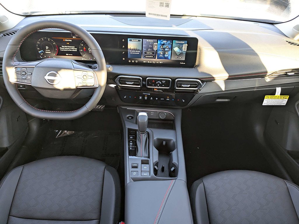 New 2026 Aspen White TriCoat / Super Black Two-tone Nissan SR image 15