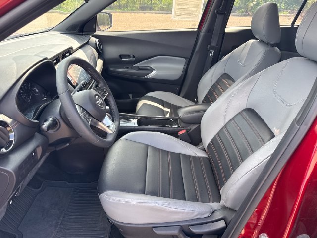 Used 2023 Red Nissan SR image 10