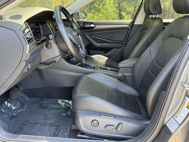 Used 2019 Gray Volkswagen SEL Premium image 14