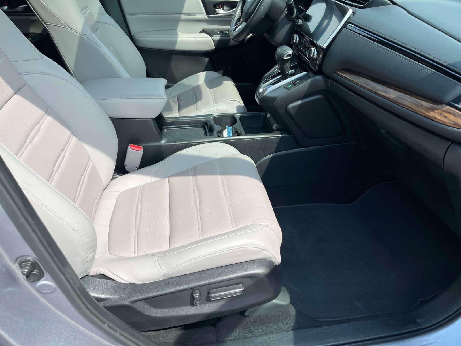 Used 2022 Lunar Silver Metallic Honda EX-L image 26