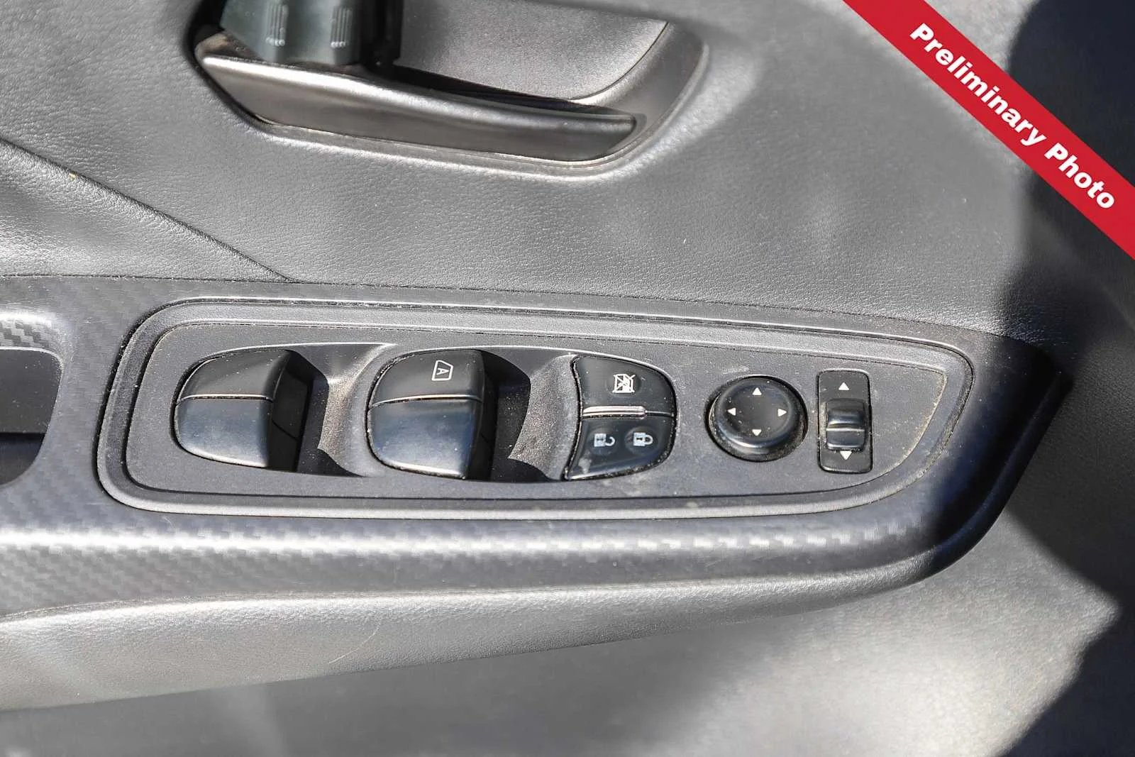 Used 2024 Brilliant Silver Metallic Nissan S image 17