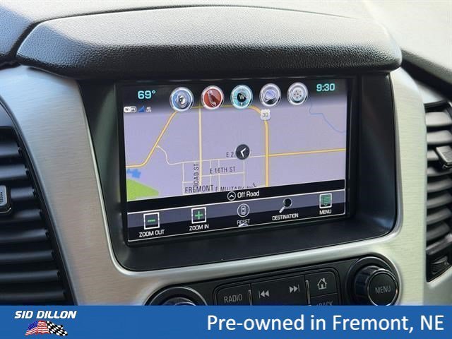 Used 2018 White Frost Tricoat GMC SLT image 11
