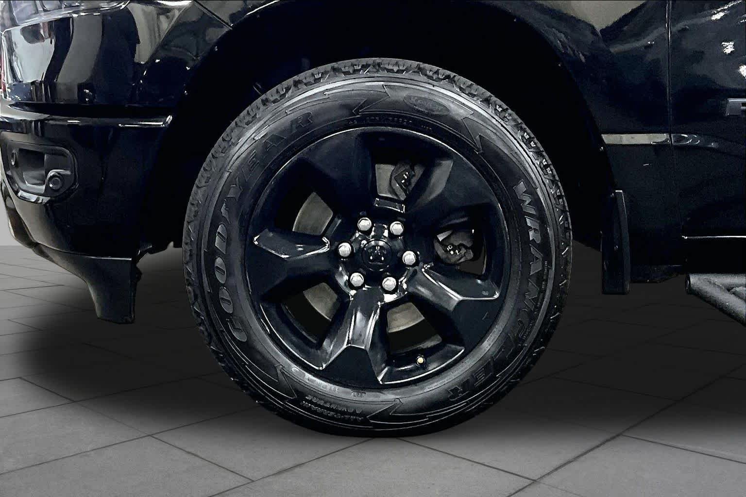 Used 2019 Diamond Black Crystal Pearlcoat Ram Big Horn/Lone Star image 11