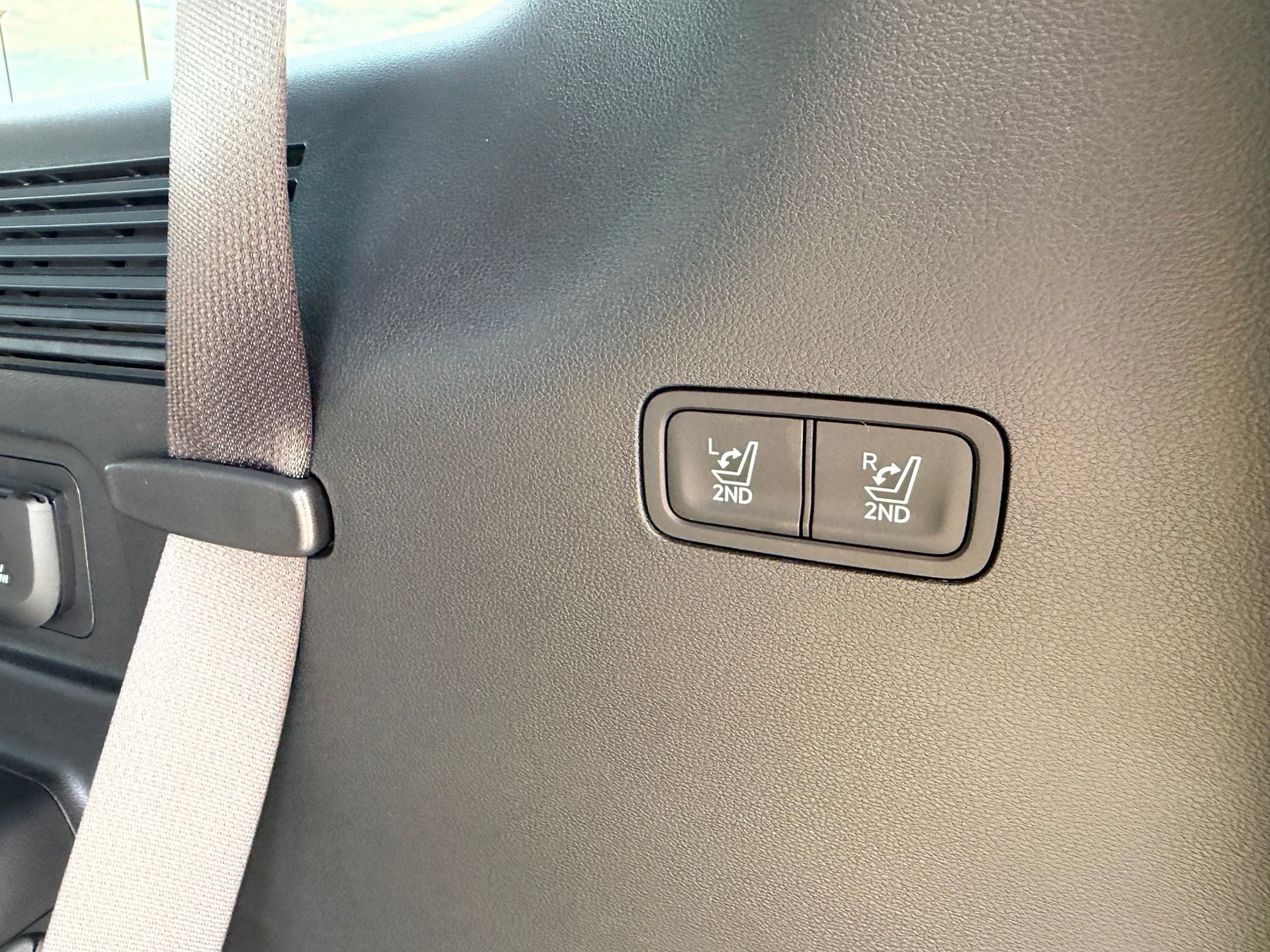 Used 2026 Gray Hyundai Calligraphy image 49