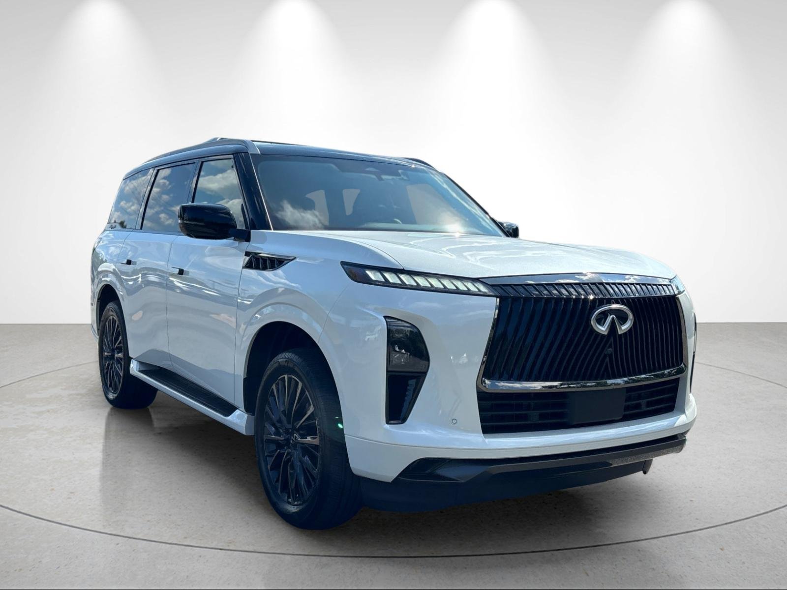 New 2027 2T RADIANT WHIT INFINITI Autograph 4WD image 7