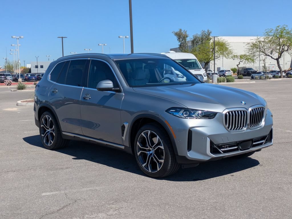 Used 2024 Skyscraper Grey Metallic BMW sDrive40i image 7