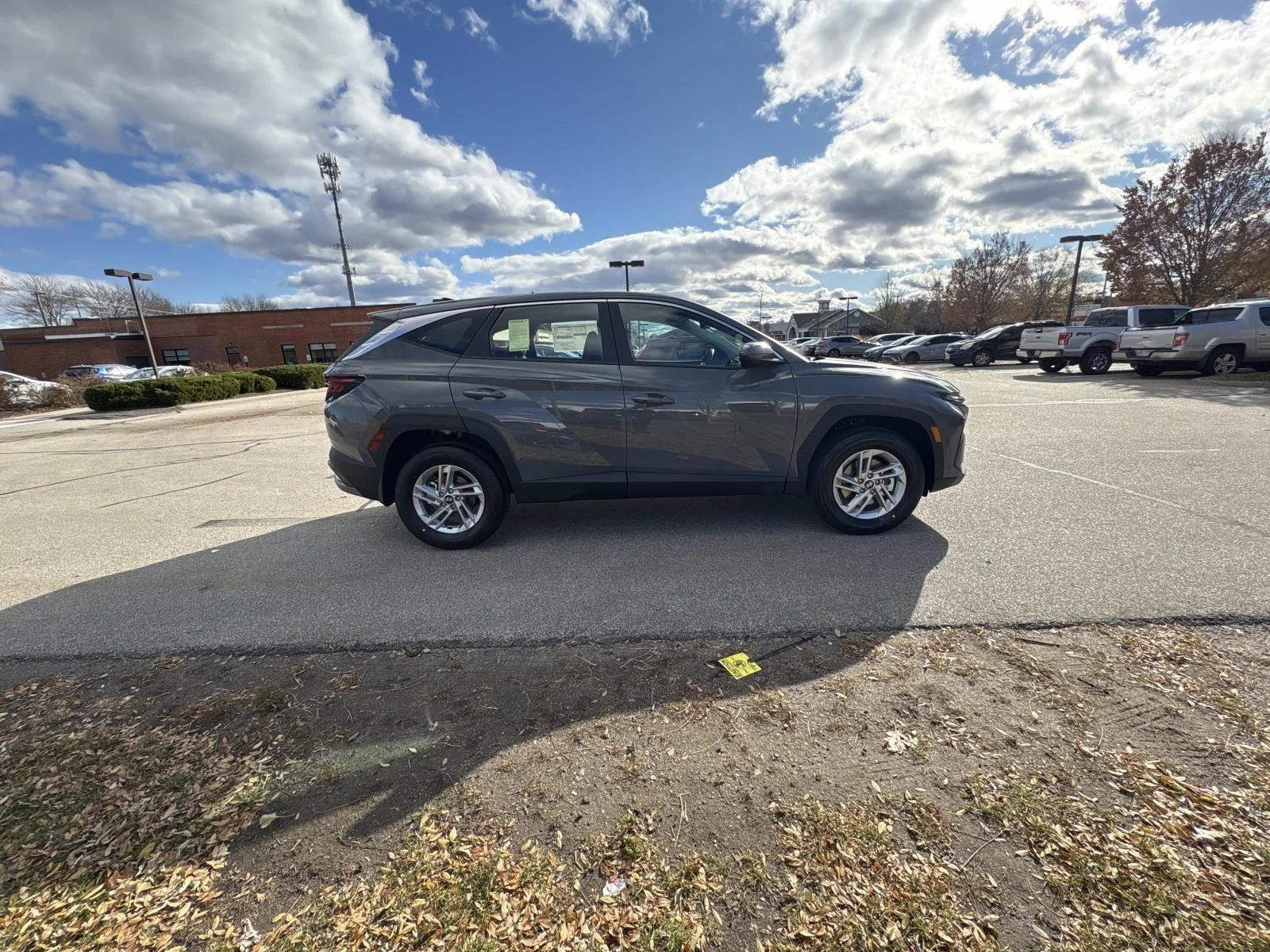 Used 2026 Hampton Gray Hyundai SE image 5