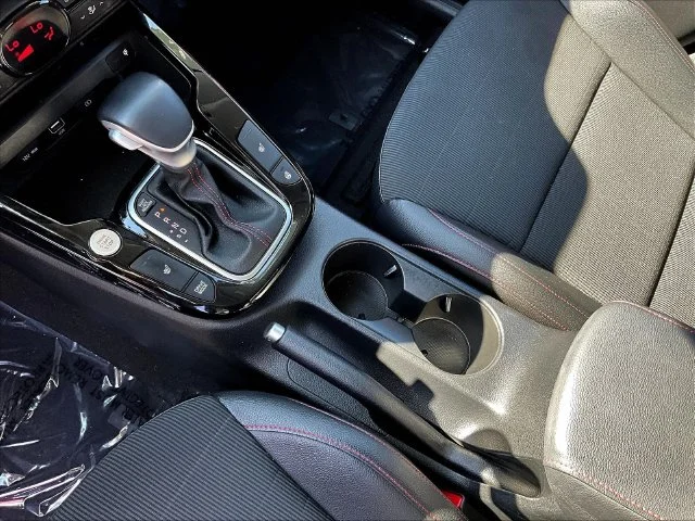 Used 2022 Black Kia Turbo image 22