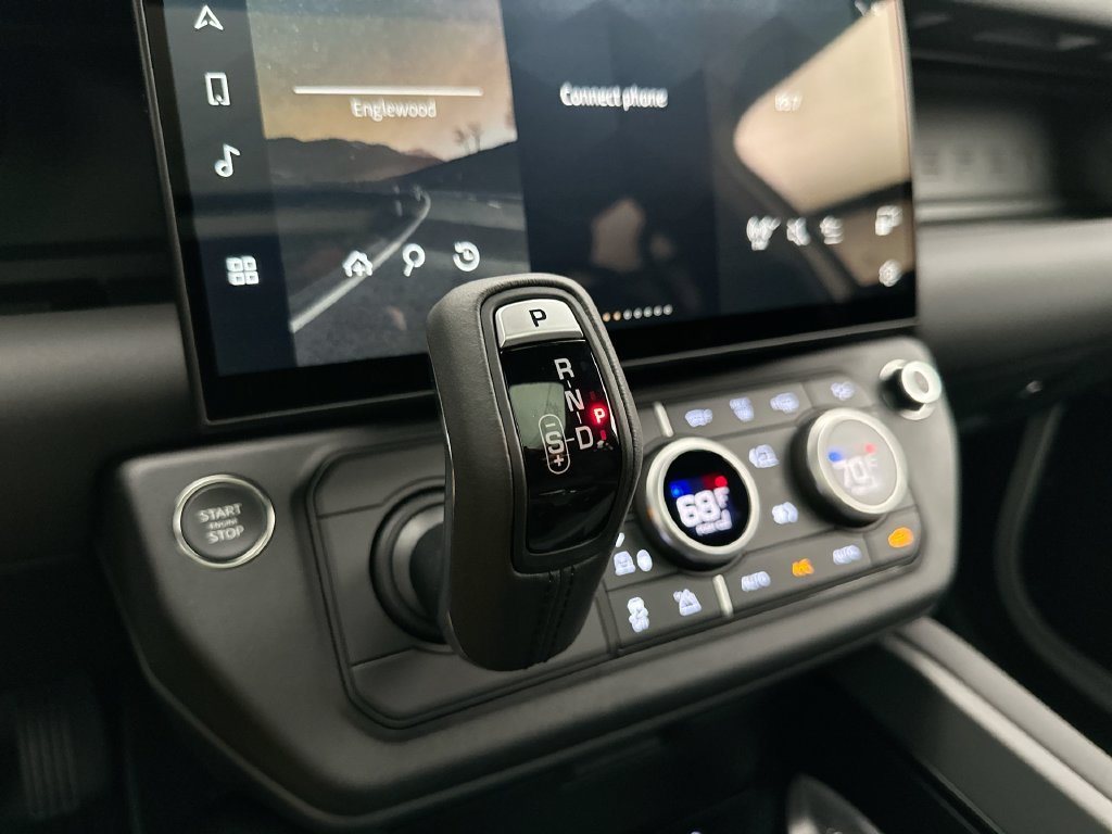 New 2026 Fuji White Land Rover S image 12