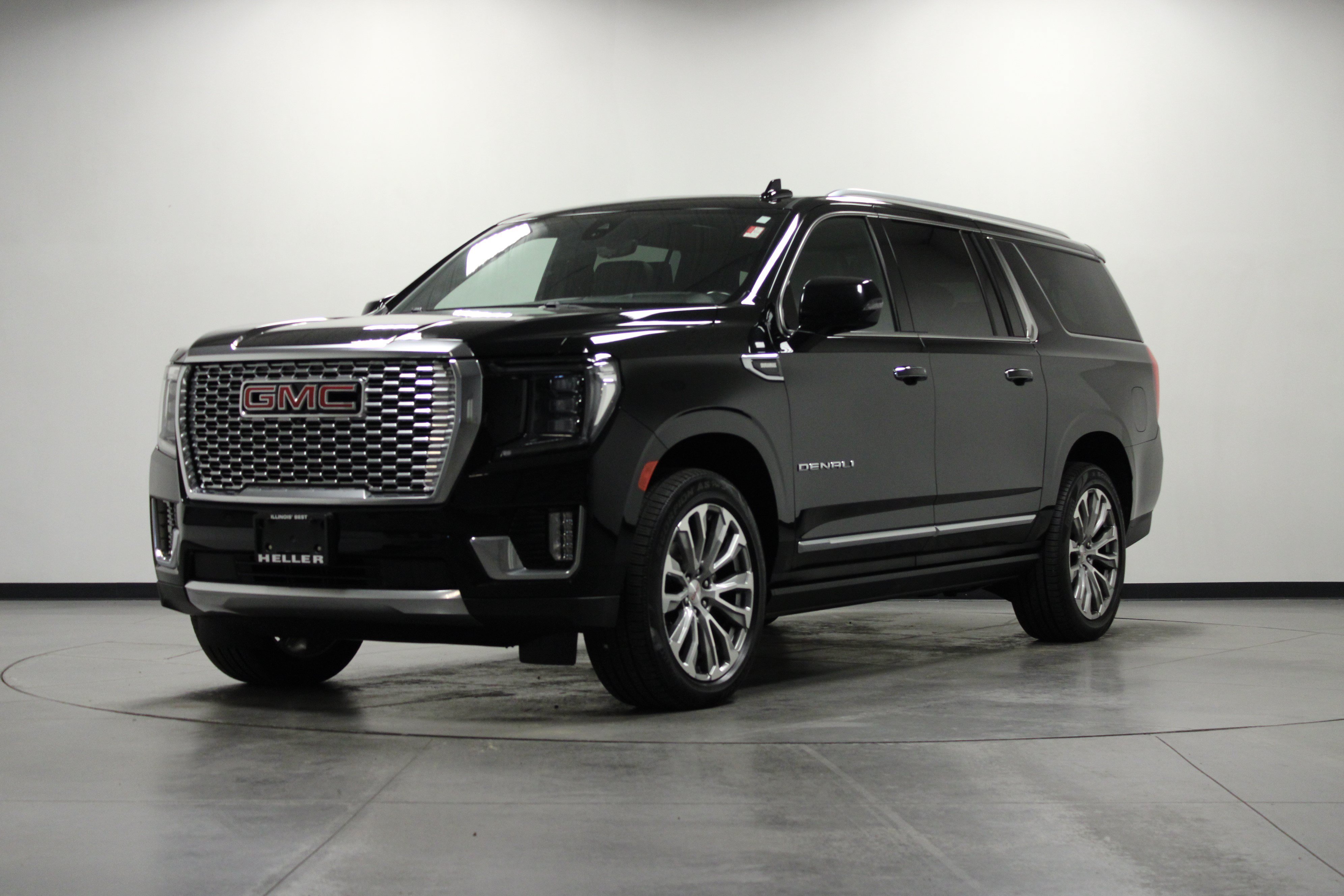 Used 2022 Onyx Black GMC Denali image 8