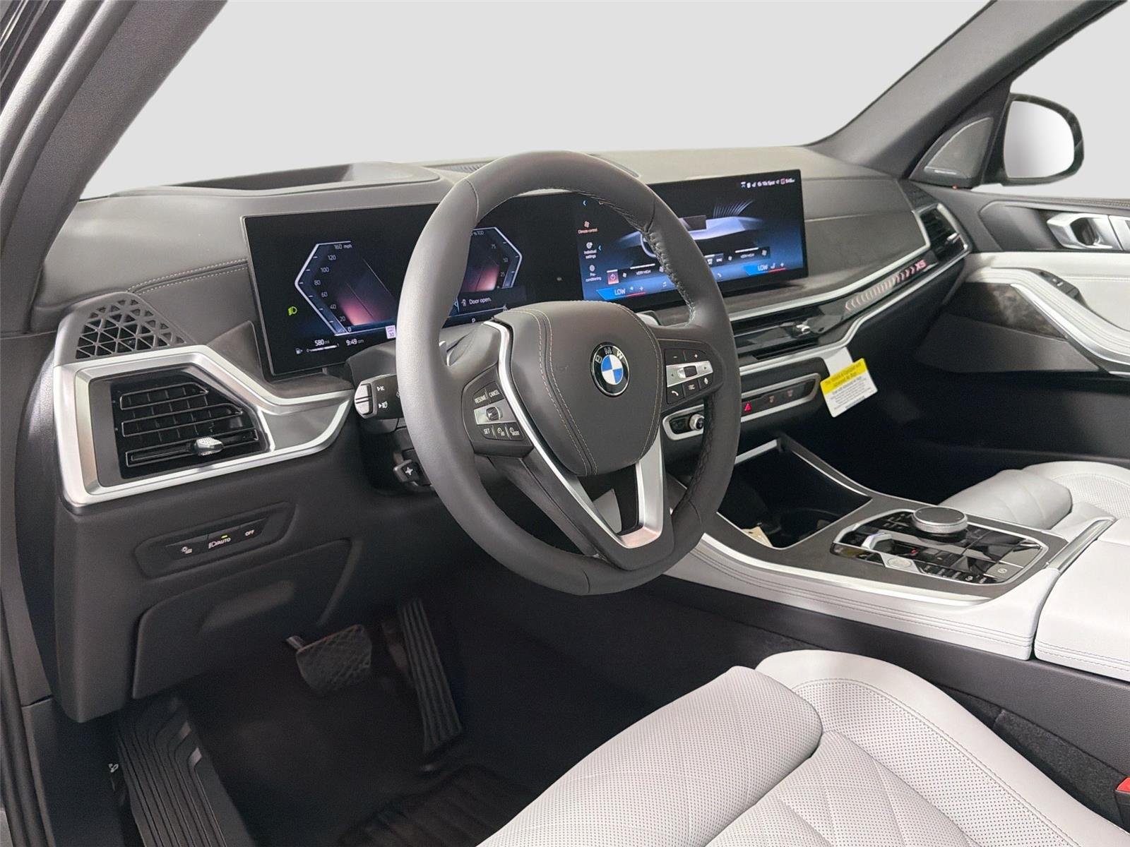 New 2026 Black Sapphire Metallic BMW xDrive40i image 9
