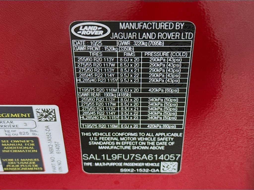 New 2025 Firenze Red Land Rover Dynamic SE image 26