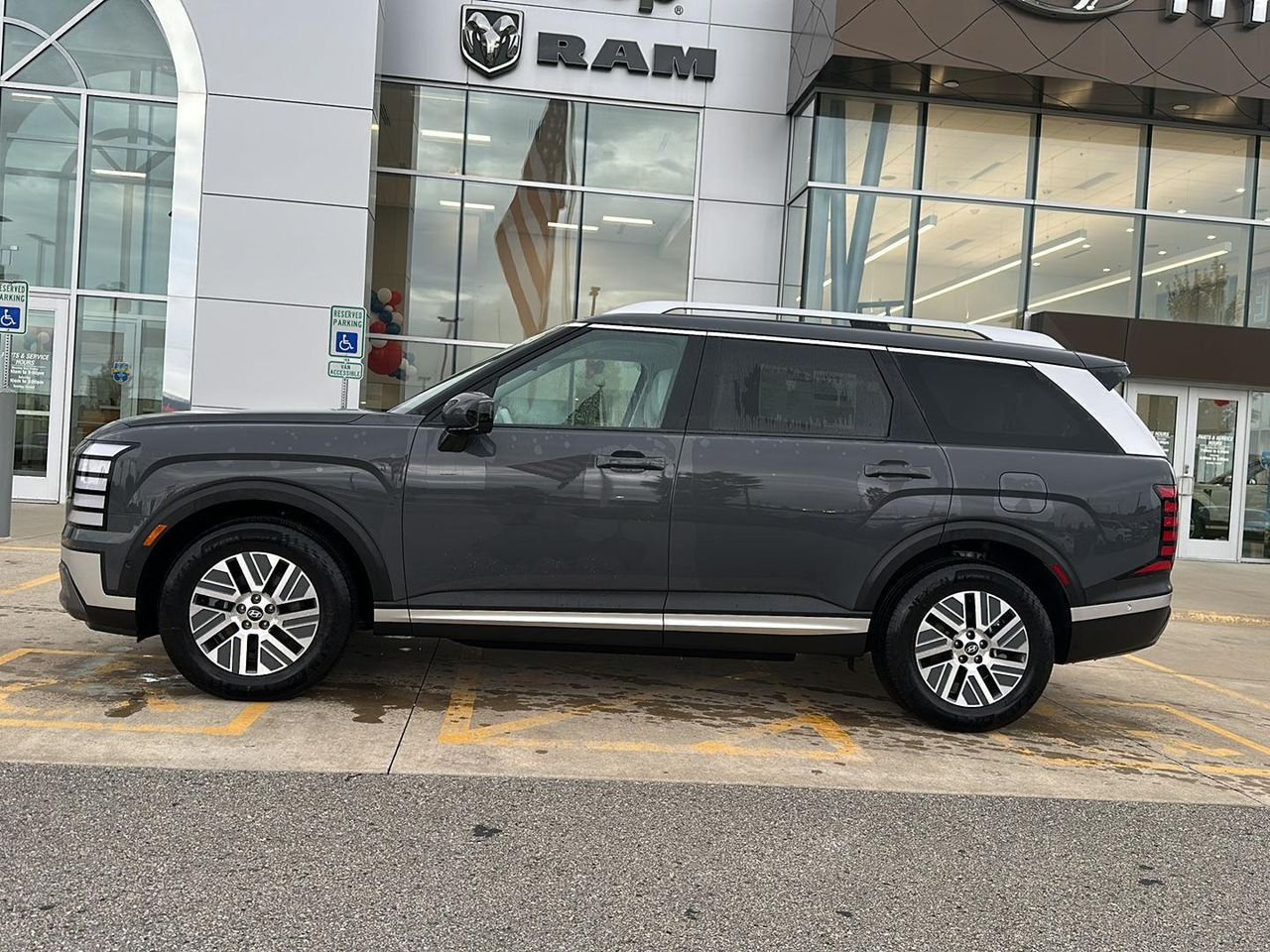 2026 Hyundai Palisade SEL Premium - Photo 2