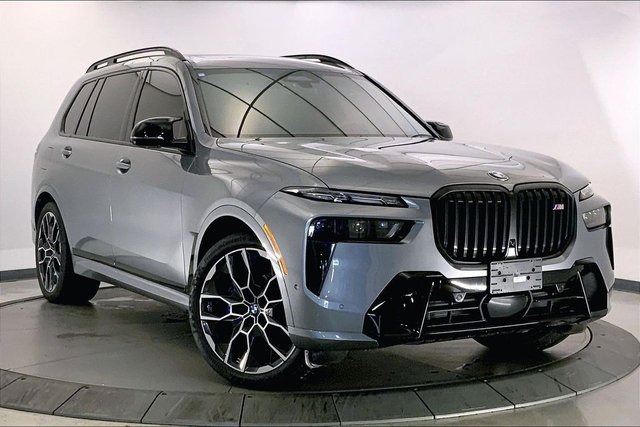 2024 BMW X7 M60i 