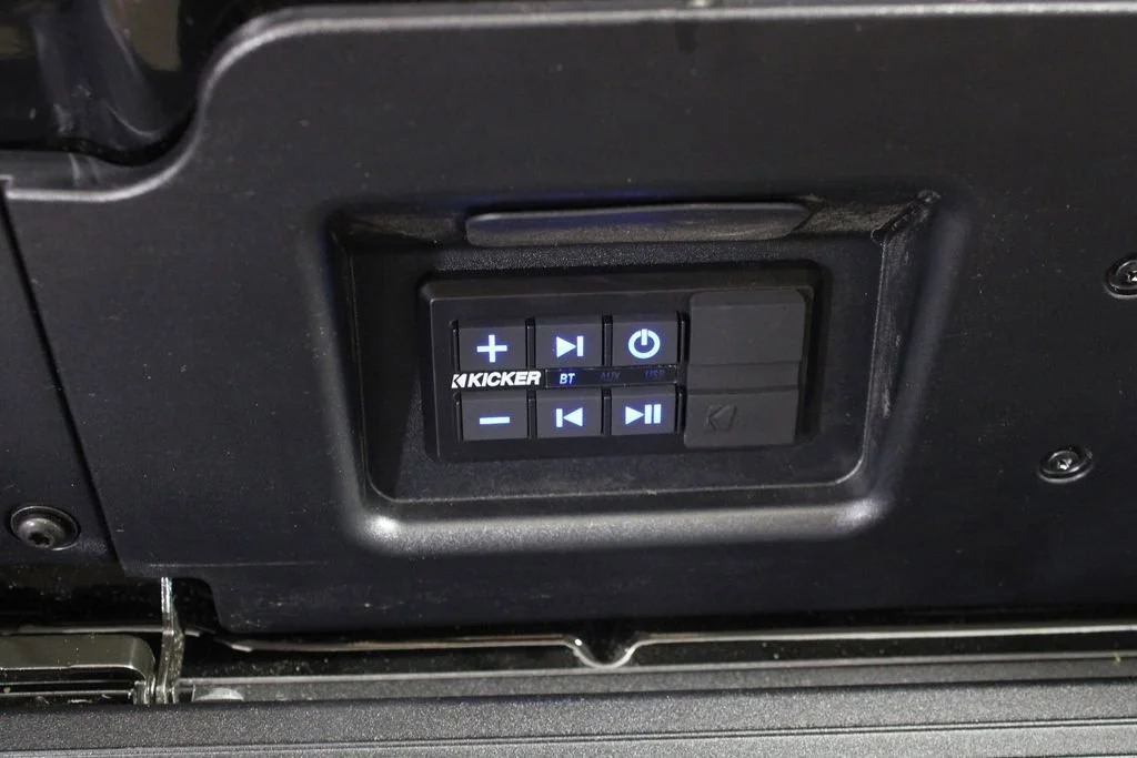 2026 GMC Sierra 1500 AT4X - Photo 9