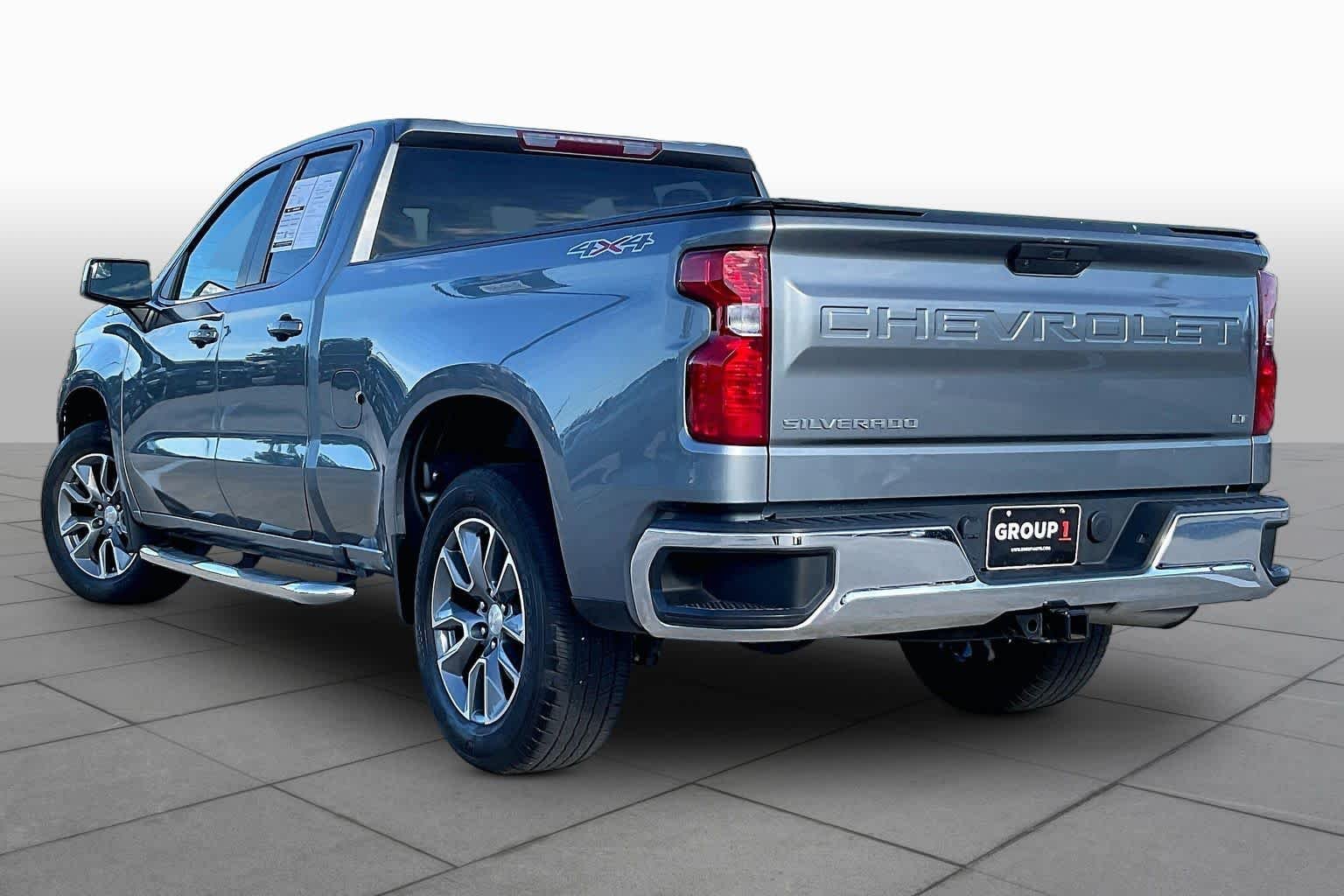 Used 2022 SATIN STEEL METALLIC Chevrolet LT image 12