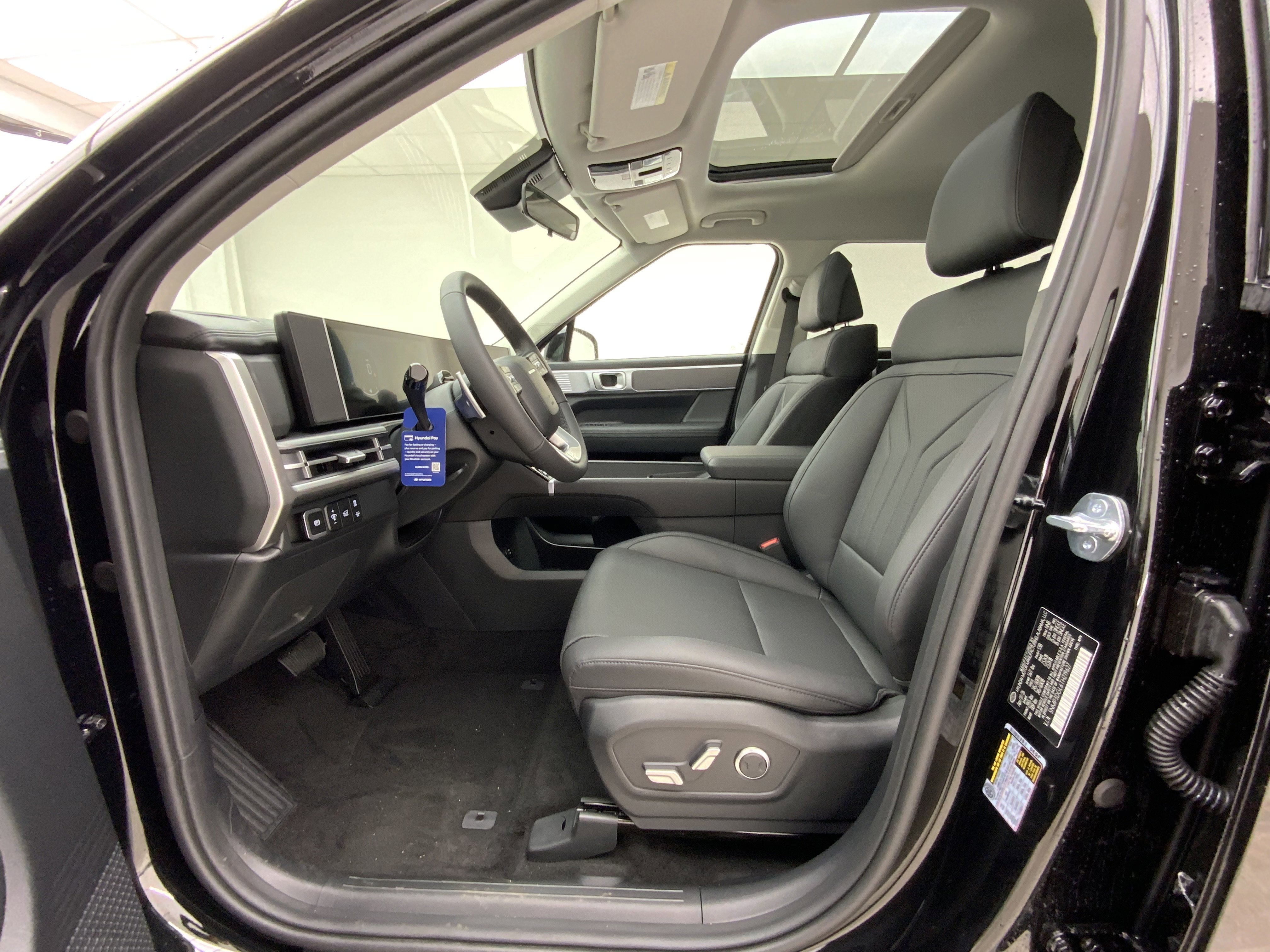 New 2026 Phantom Black Hyundai XRT image 12