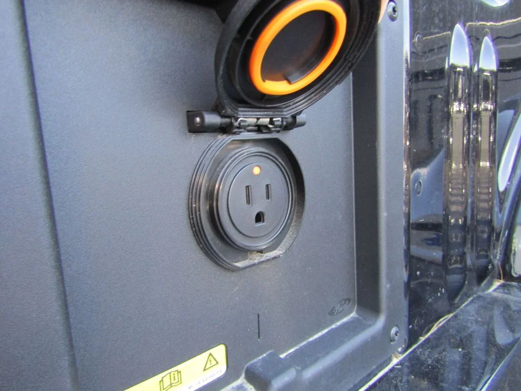 Certified Used 2024 Agate Black Metallic Ford XLT image 7