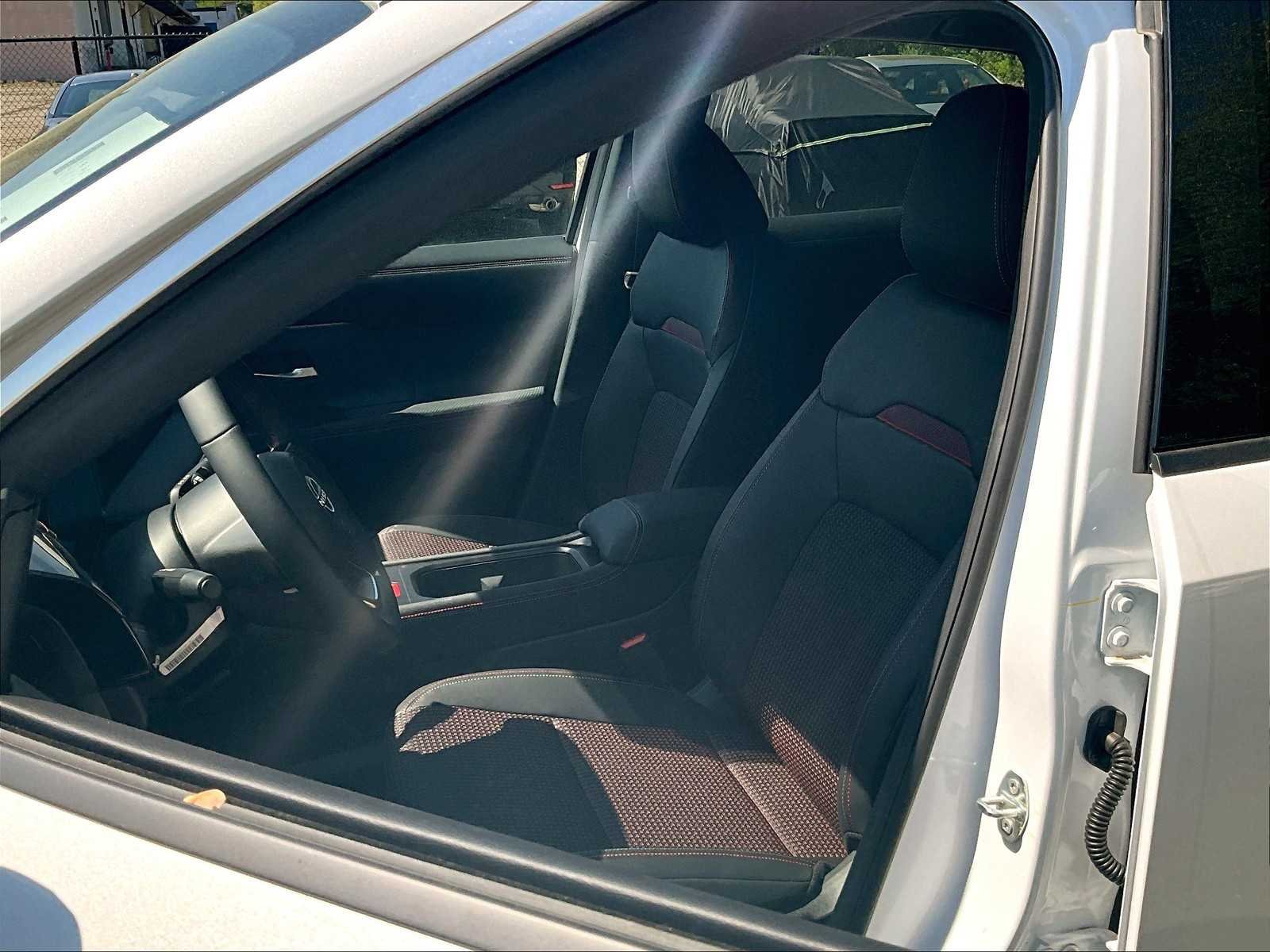 2025 Nissan Kicks SR - Photo 10