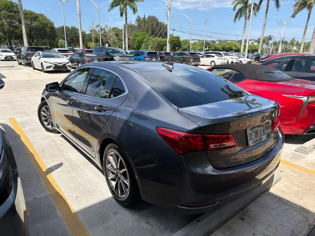 Used 2020 Modern Steel Metallic Acura 2.4L image 4