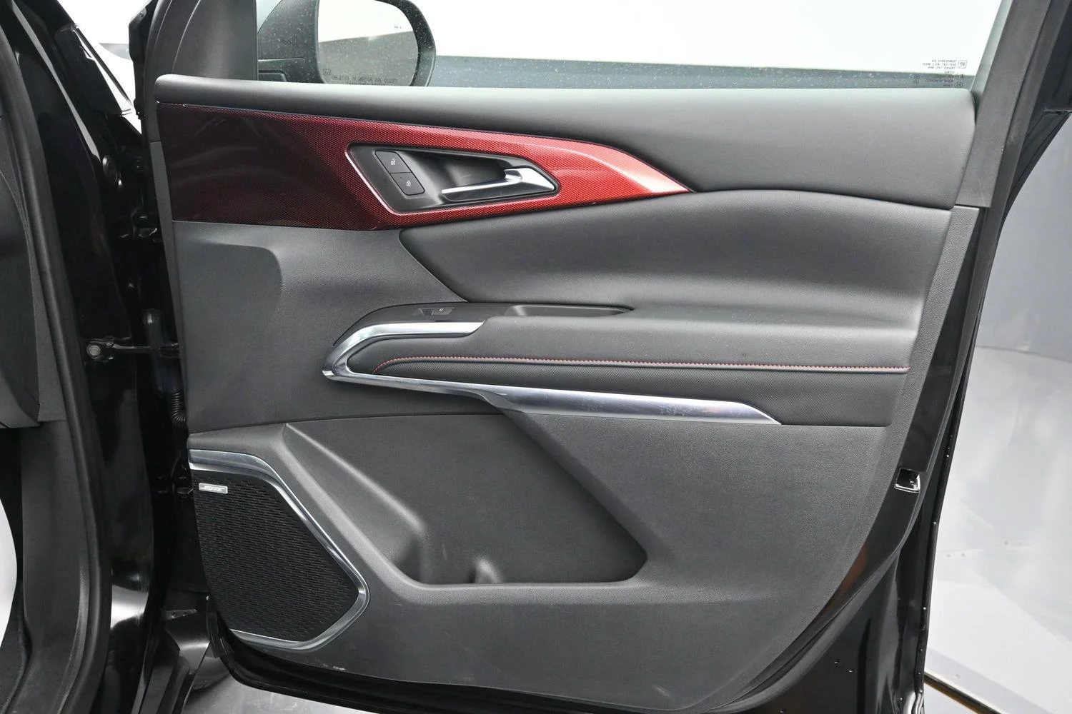 Used 2024 Mosaic Black Metallic Chevrolet RS image 9
