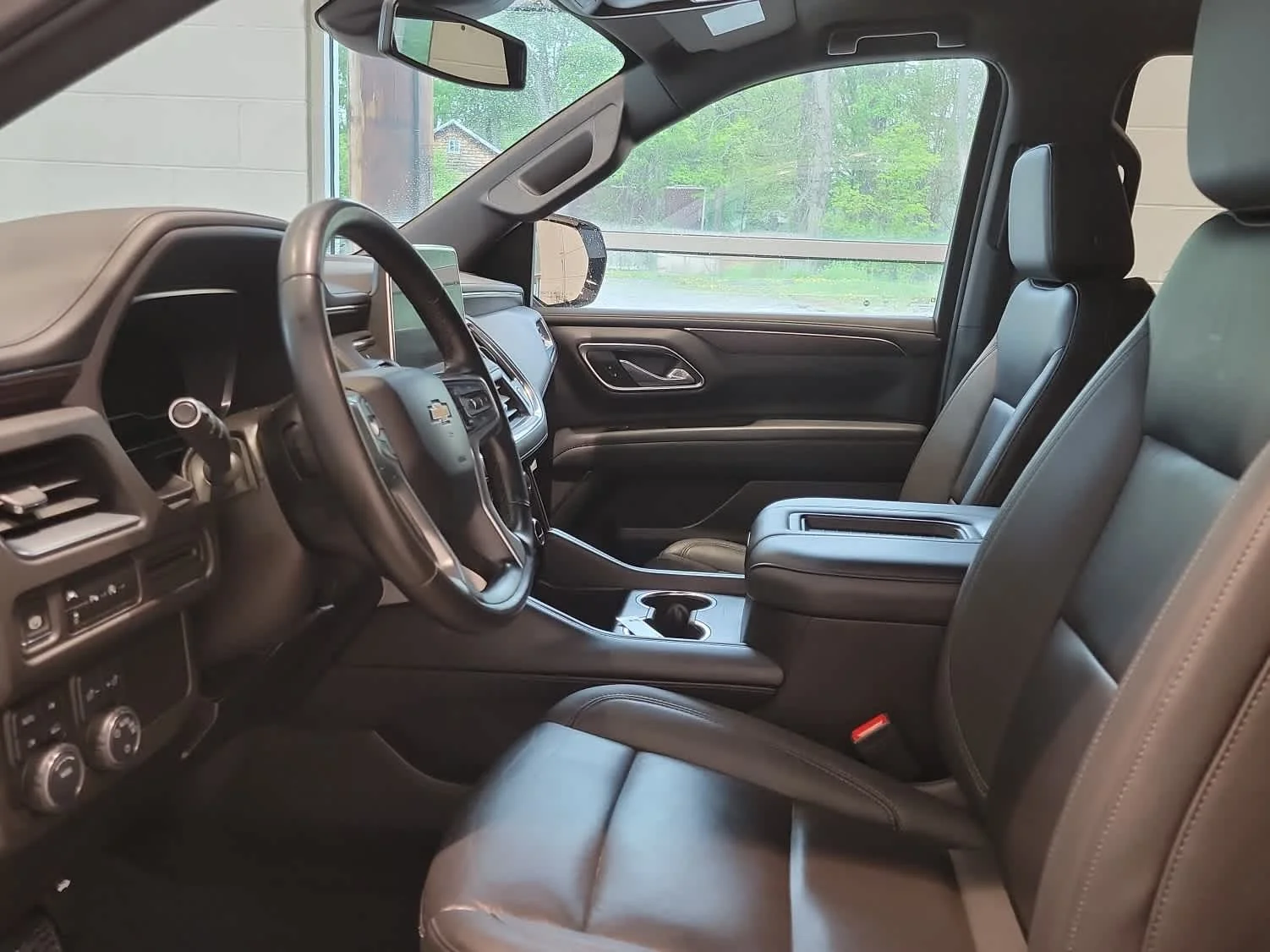 Used 2024 Summit White Chevrolet LT image 11