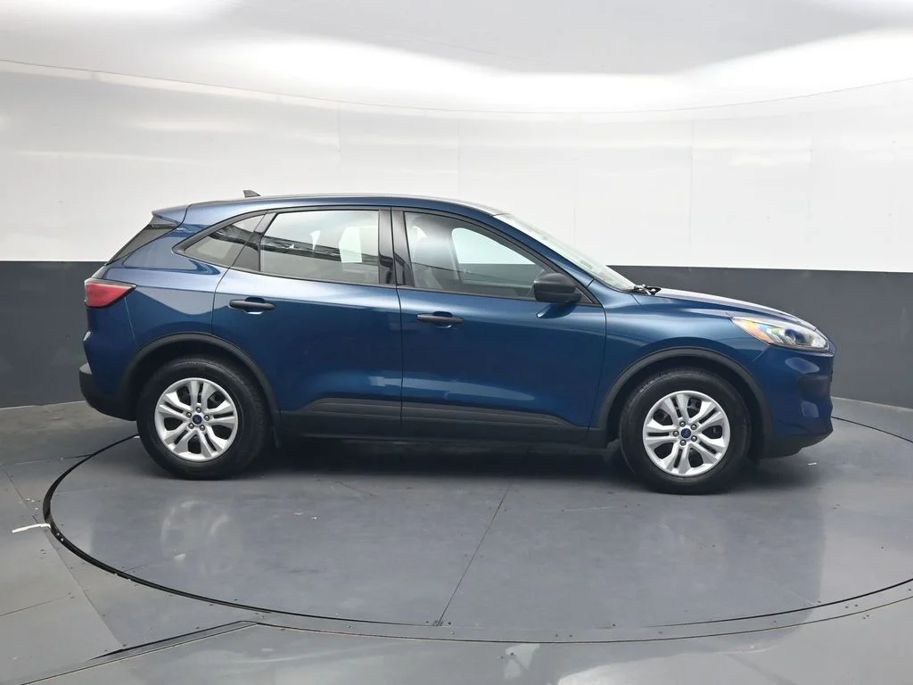Used 2020 Green Ford S image 4