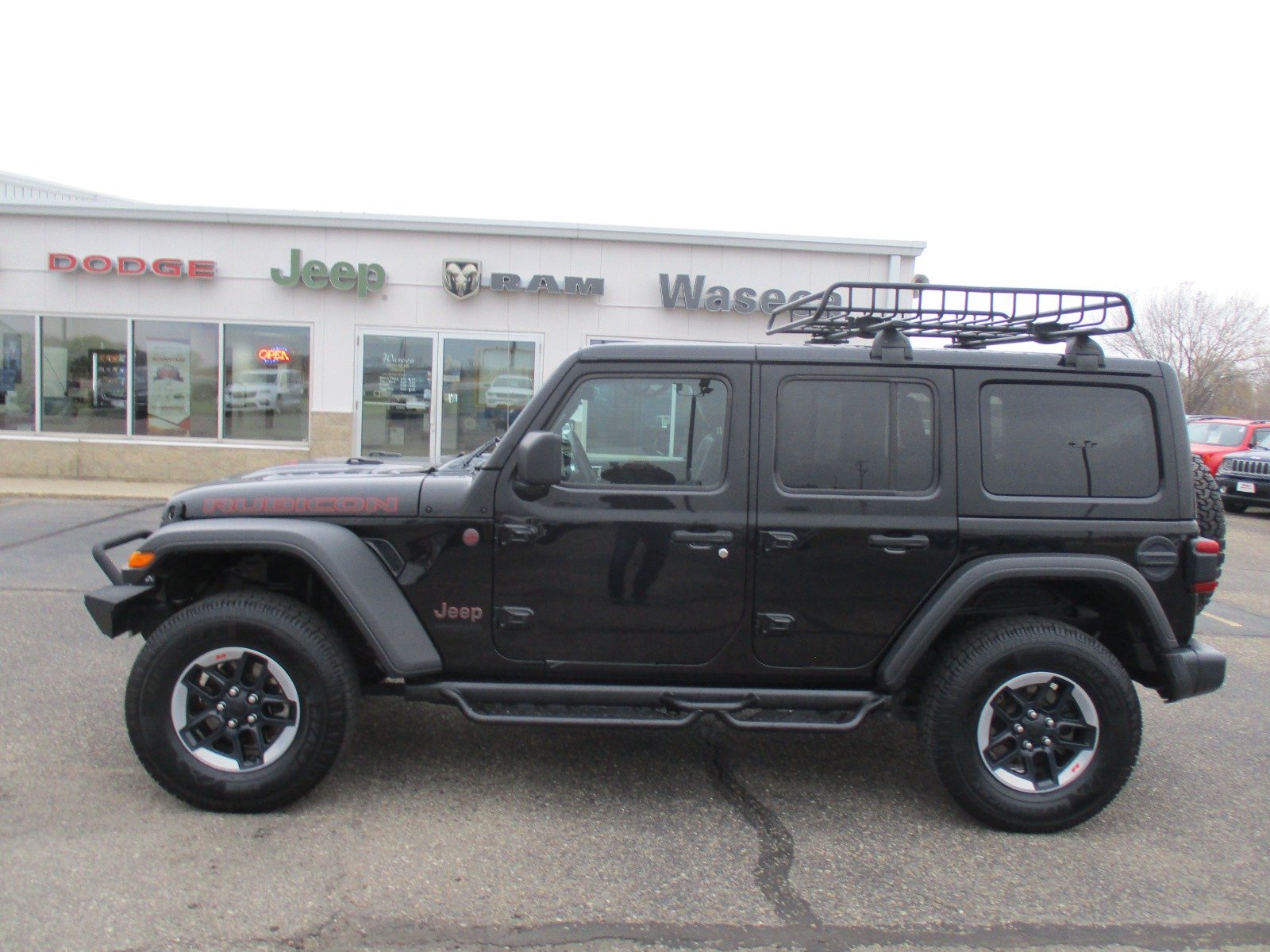 Used 2019 Jeep Wrangler Unlimited Rubicon with VIN 1C4HJXFN8KW538053 for sale in Waseca, Minnesota