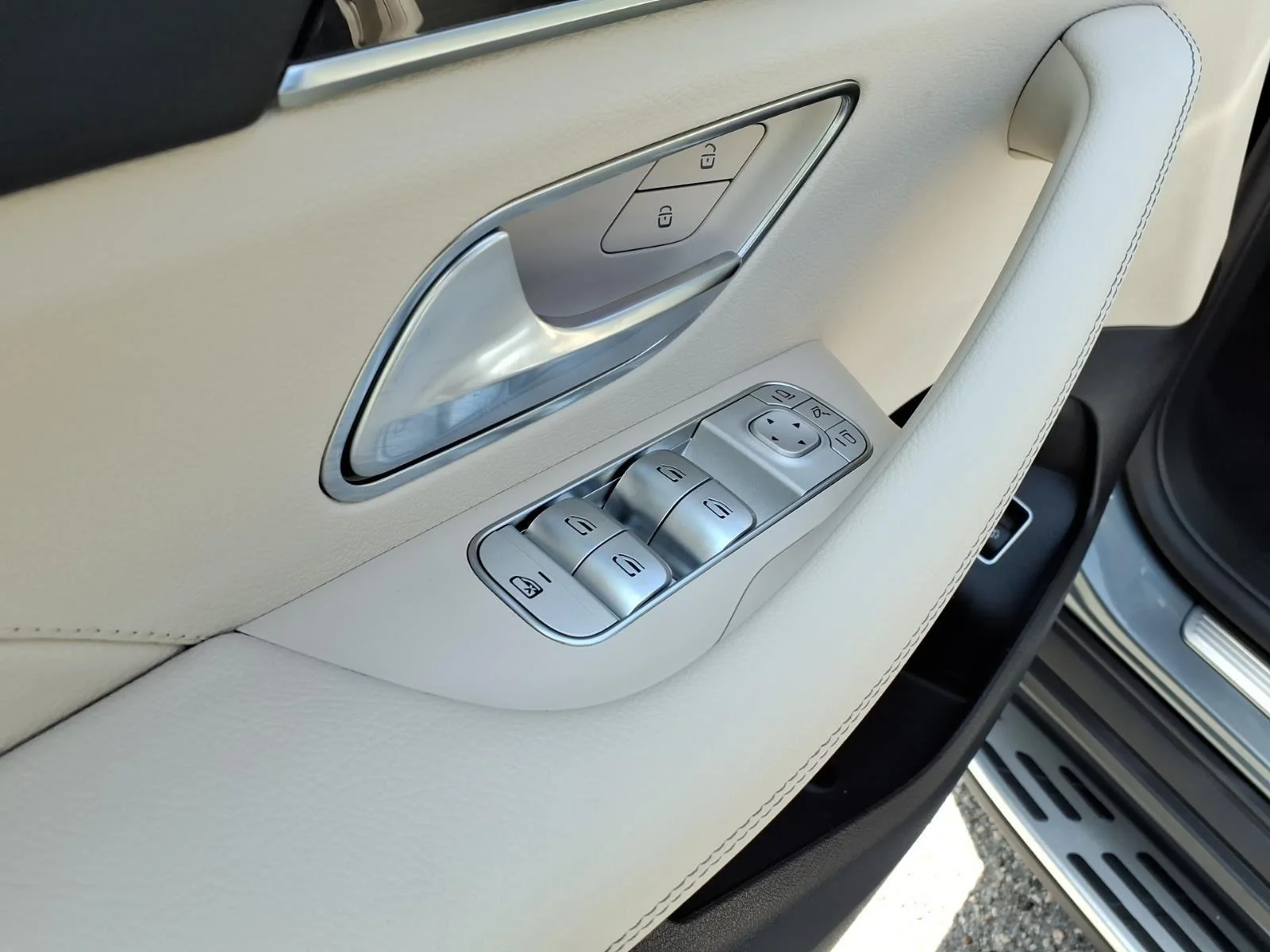 New 2026 Selenite Grey Metallic Mercedes-Benz GLE 350 image 26