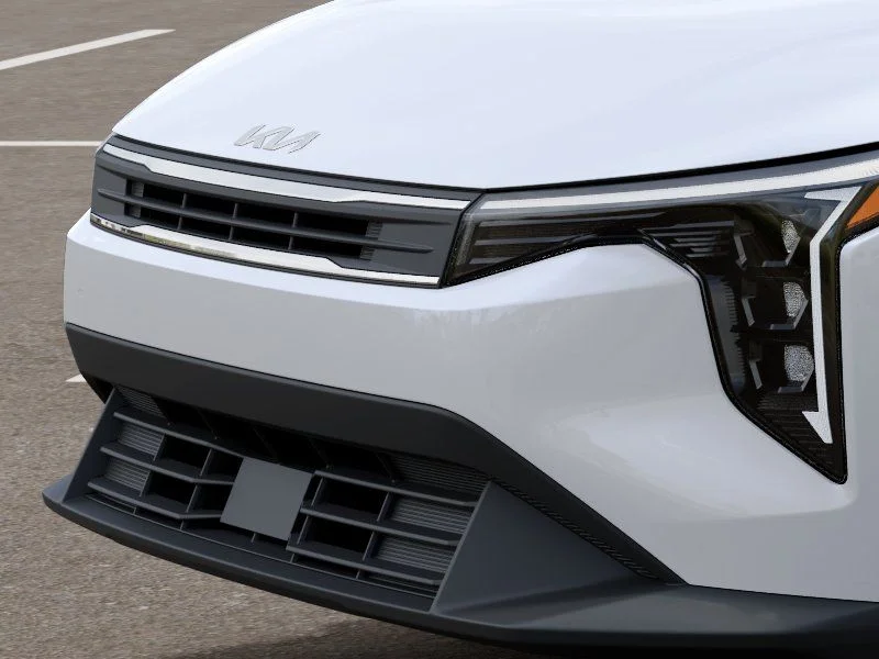 New 2026 White Pearl Kia LXS image 11