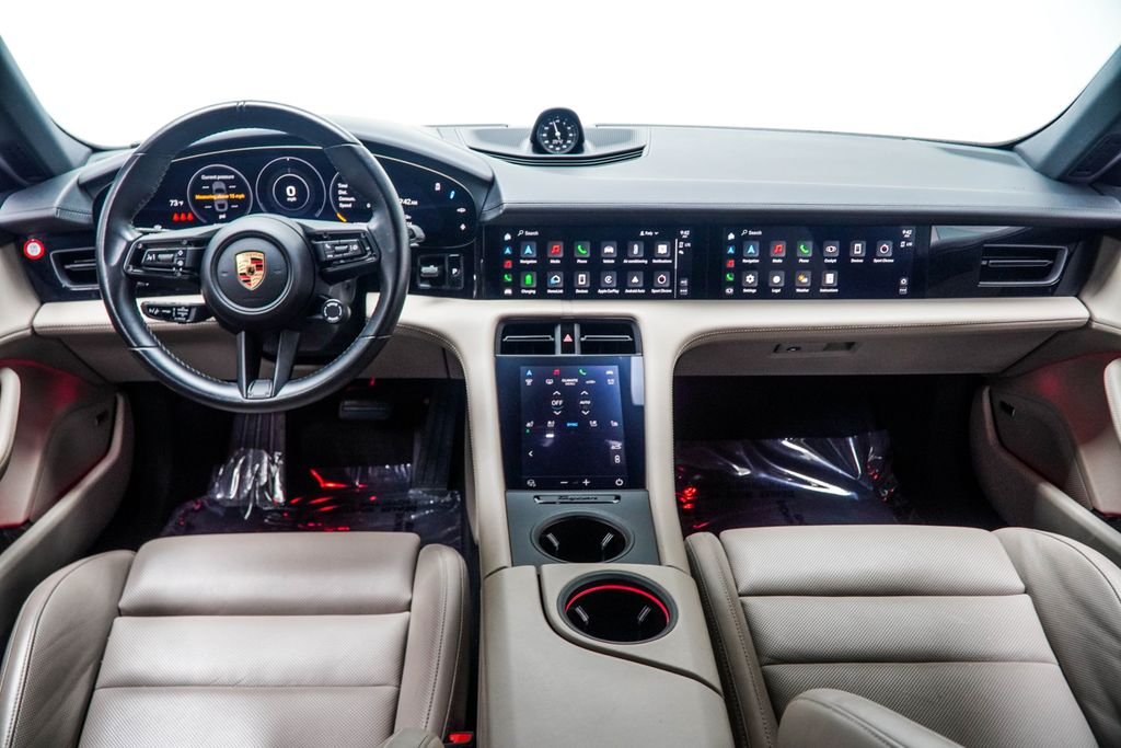 Used 2024 White Porsche Base image 5