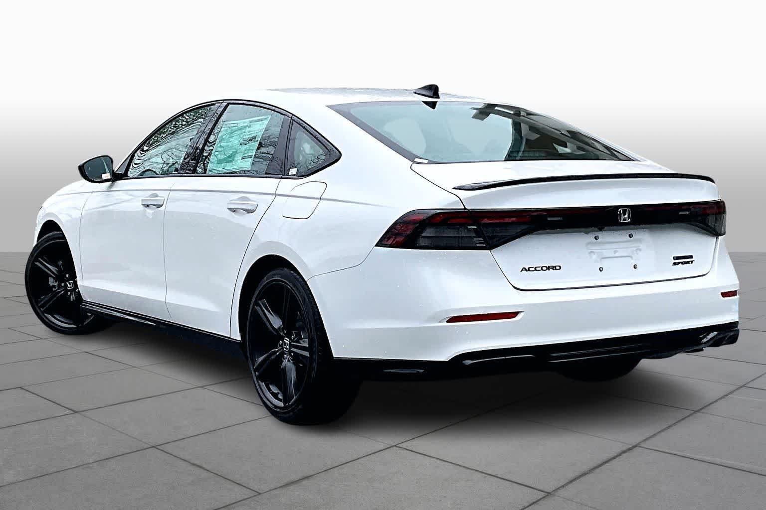 New 2026 Platinum White Pearl Honda Sport-L Hybrid image 7