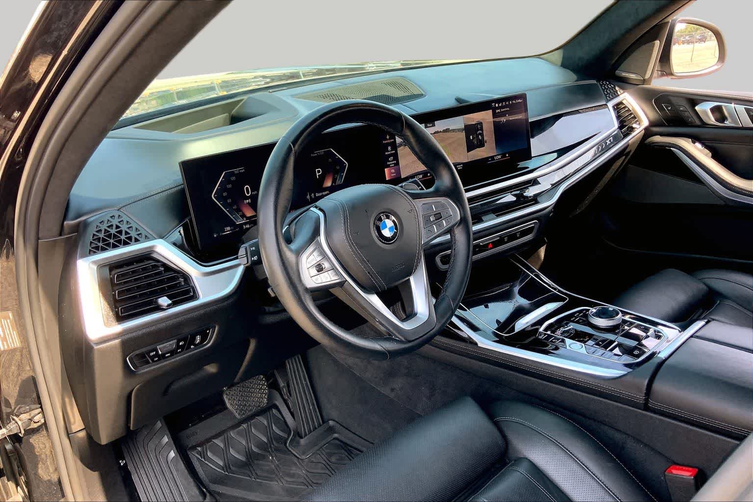 Used 2023 Black Sapphire Metallic BMW xDrive40i image 17