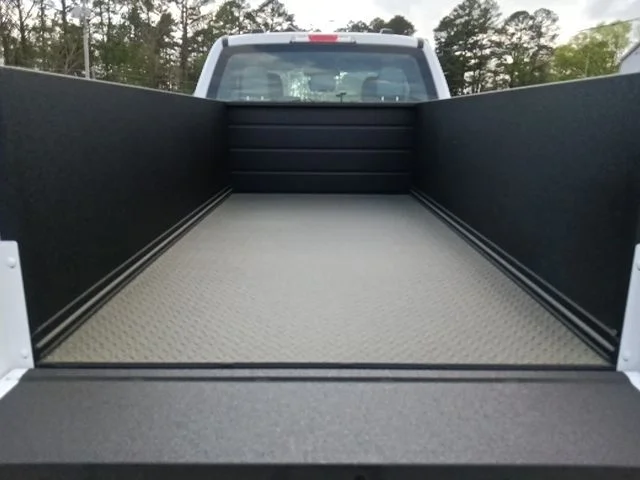 New 2026 Oxford White Ford F-250® XL image 30