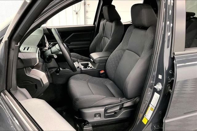 2024 Toyota Tacoma SR5 - Photo 23