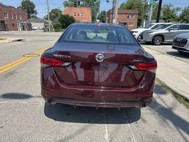 Used 2022 Red Nissan SV image 4