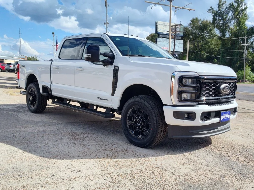 New 2026 Oxford White Ford F-250® Lariat® image 5