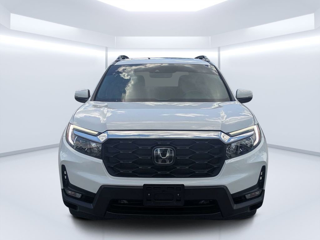 Used 2023 White Honda EX-L image 11