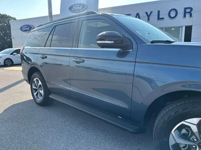 New 2027 Nocturnal Blue Metallic Ford Active image 7