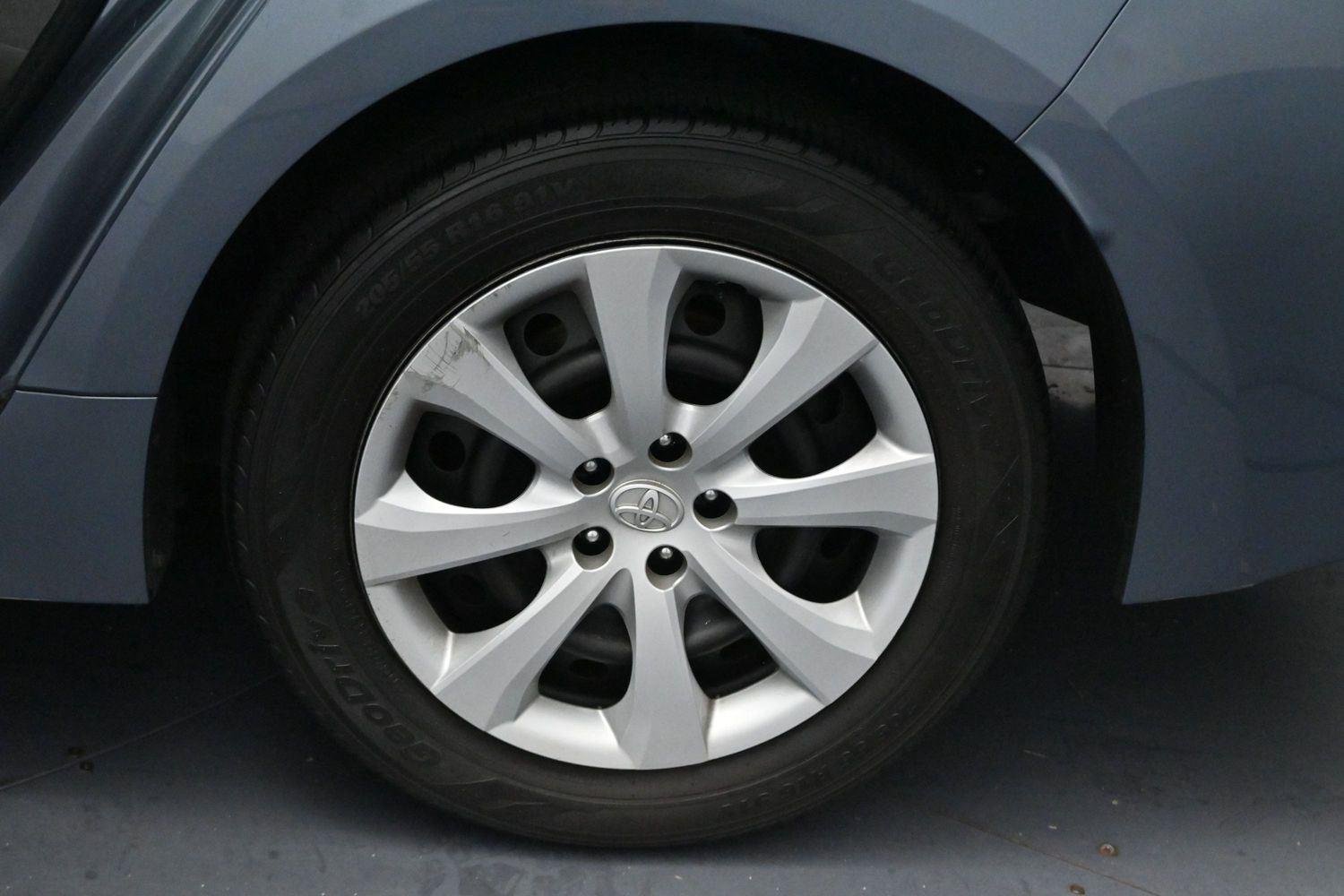 Used 2022 Celestite Gray Metallic Toyota LE image 29